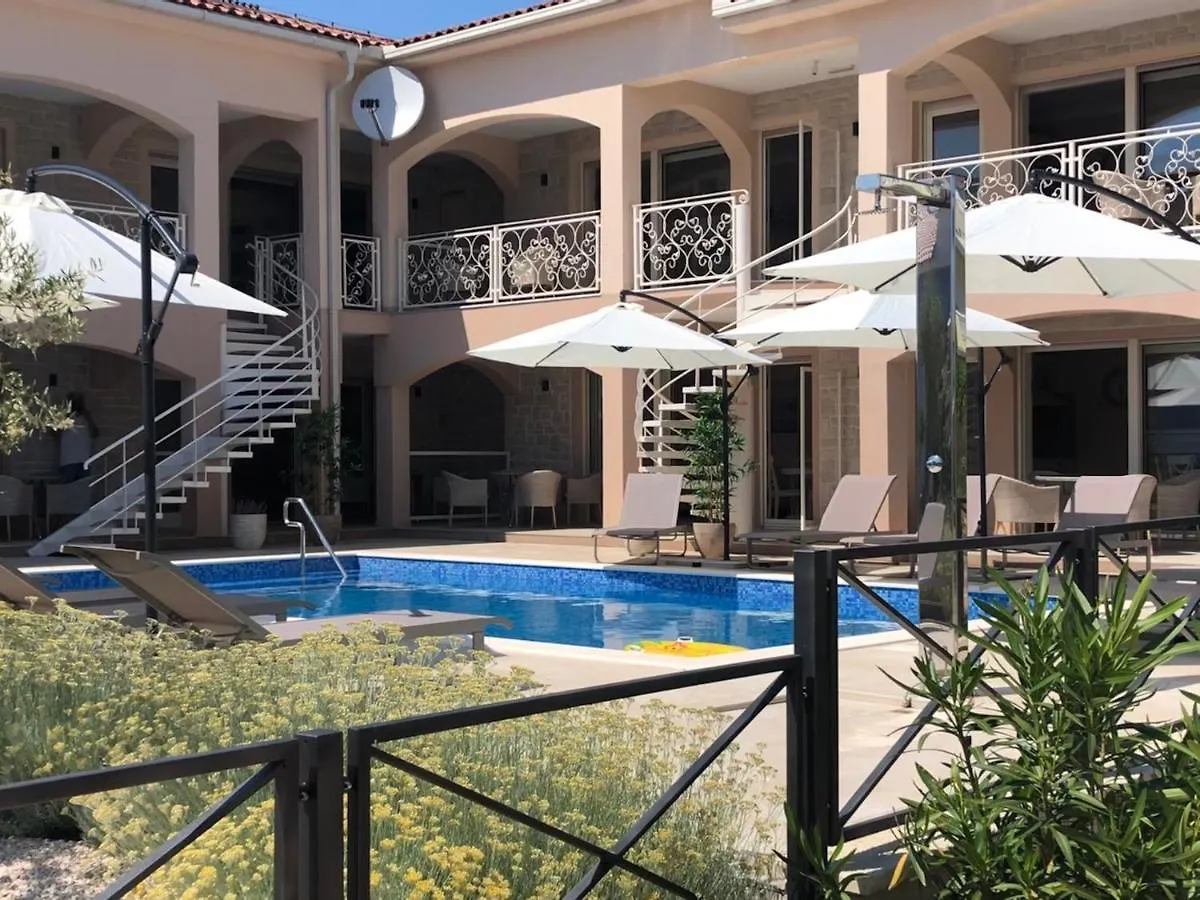 Villa Luka Lopar